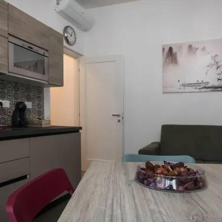 Casa Sciunzi - Elegant Guest House In Rome Termini Apartment *