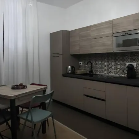 Casa Sciunzi - Elegant Guest House In Rome Termini Apartment Rome