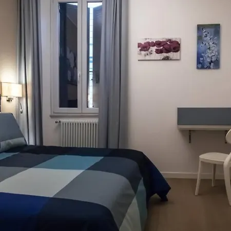 Casa Sciunzi - Elegant Guest House In Rome Termini Rom